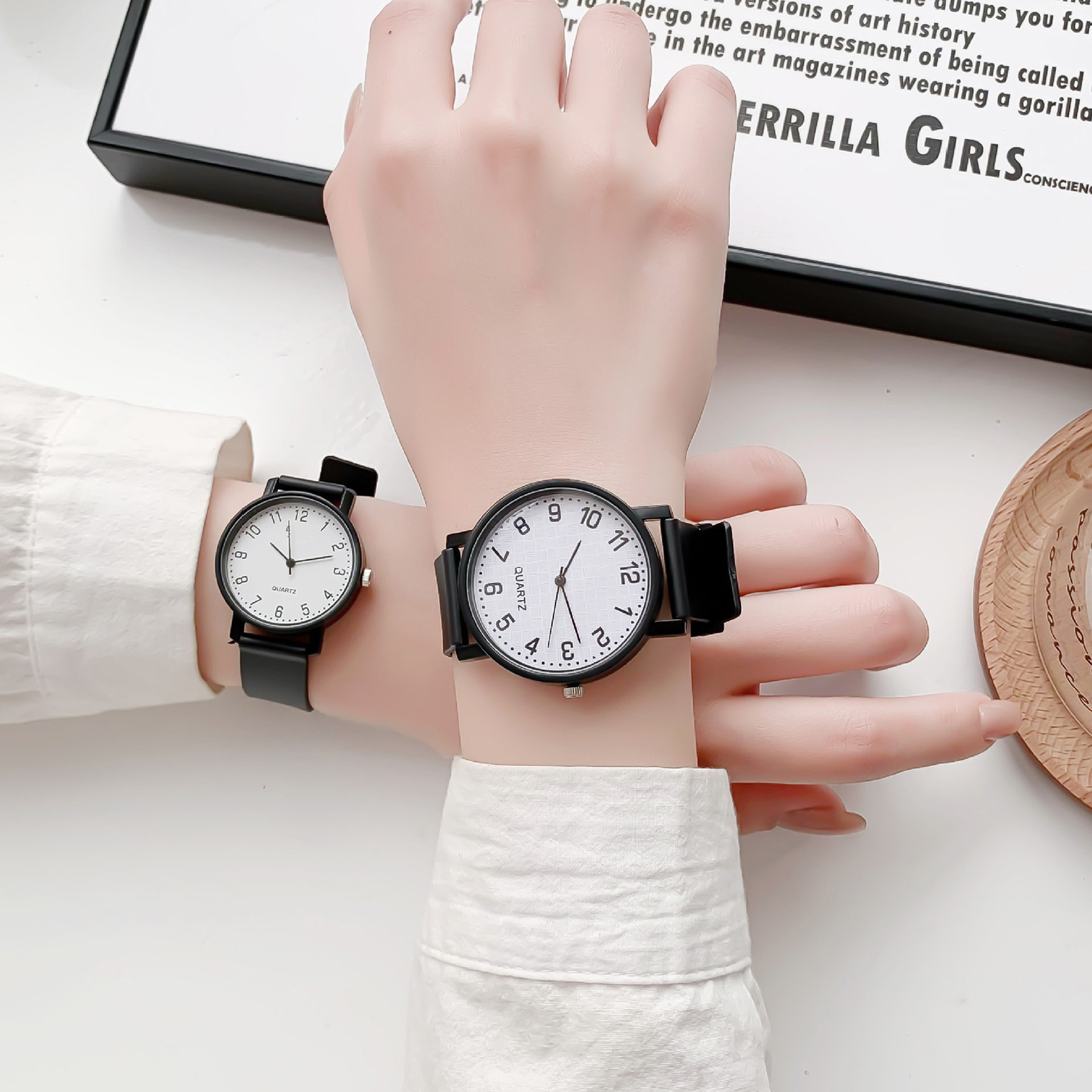 Simple Black Watch Quartz Watc - Luxury Watch All Black ulasan dan harga